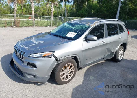 2015 Jeep Cherokee Latitude z USA, uszkodzony, nr VIN 1C4PJLCB2FW656250